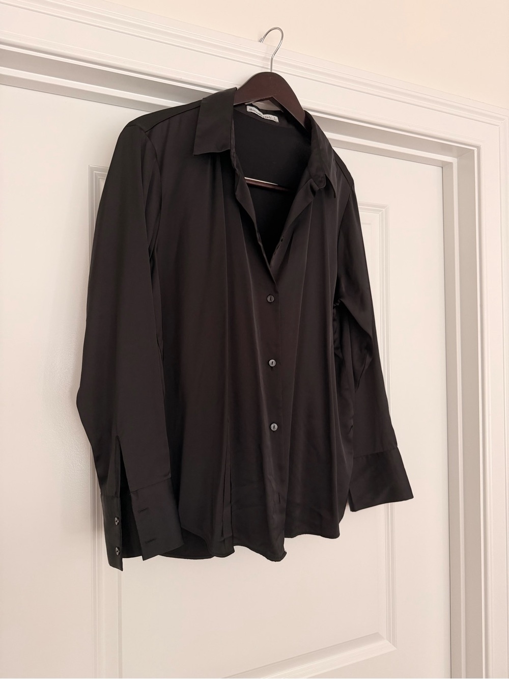 Abercrombie & Fitch Men's Black Long-Sleeve Dress Shirt